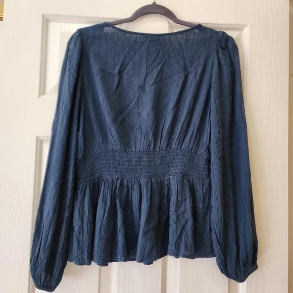 NWT Women Blouse Knox Rose Blouse - Size M - Picture 3 of 7